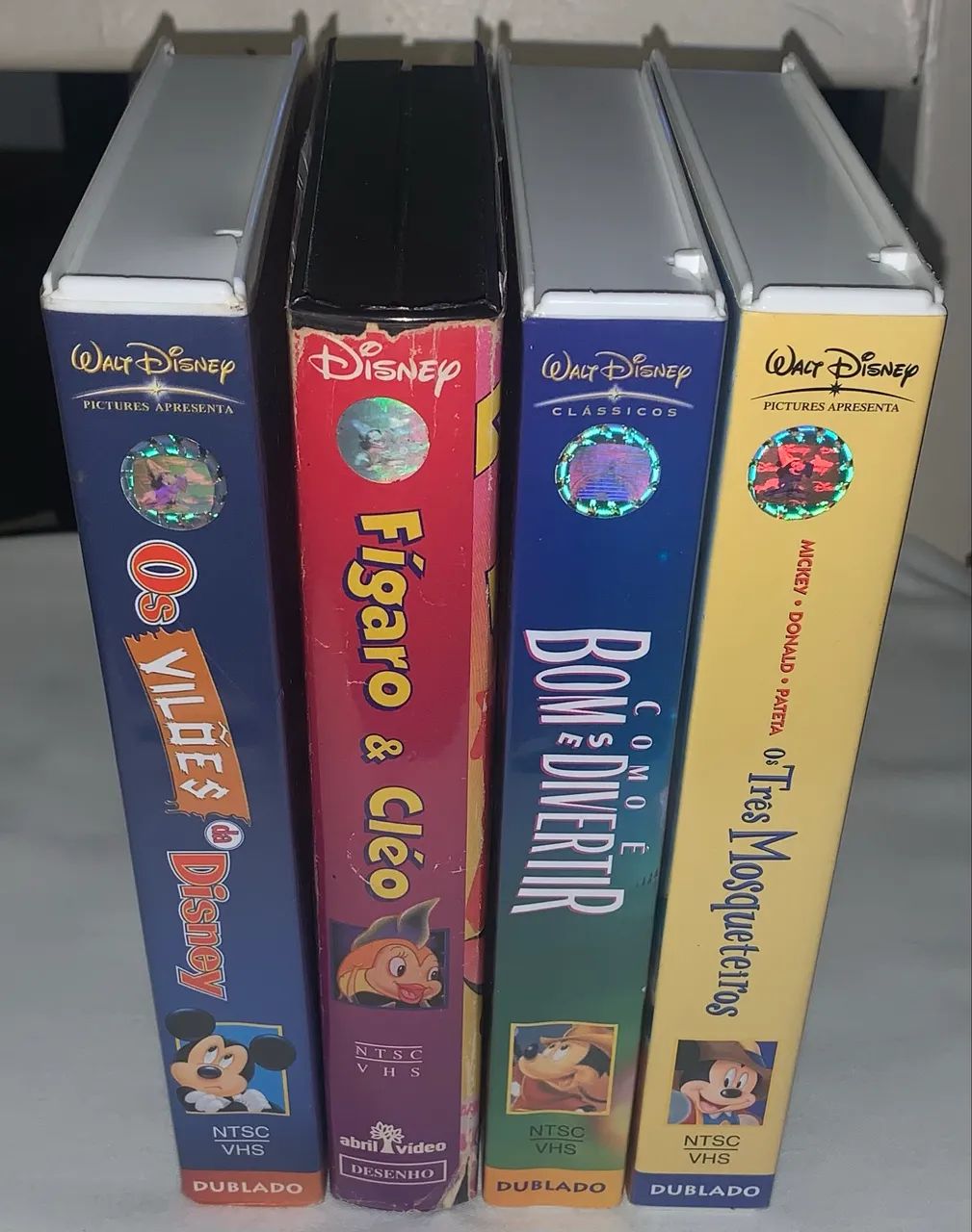 4 Fitas Vhs Disney Originais Clássicas Mickey Donald figaro Cléo só clássicos  - Foto 3