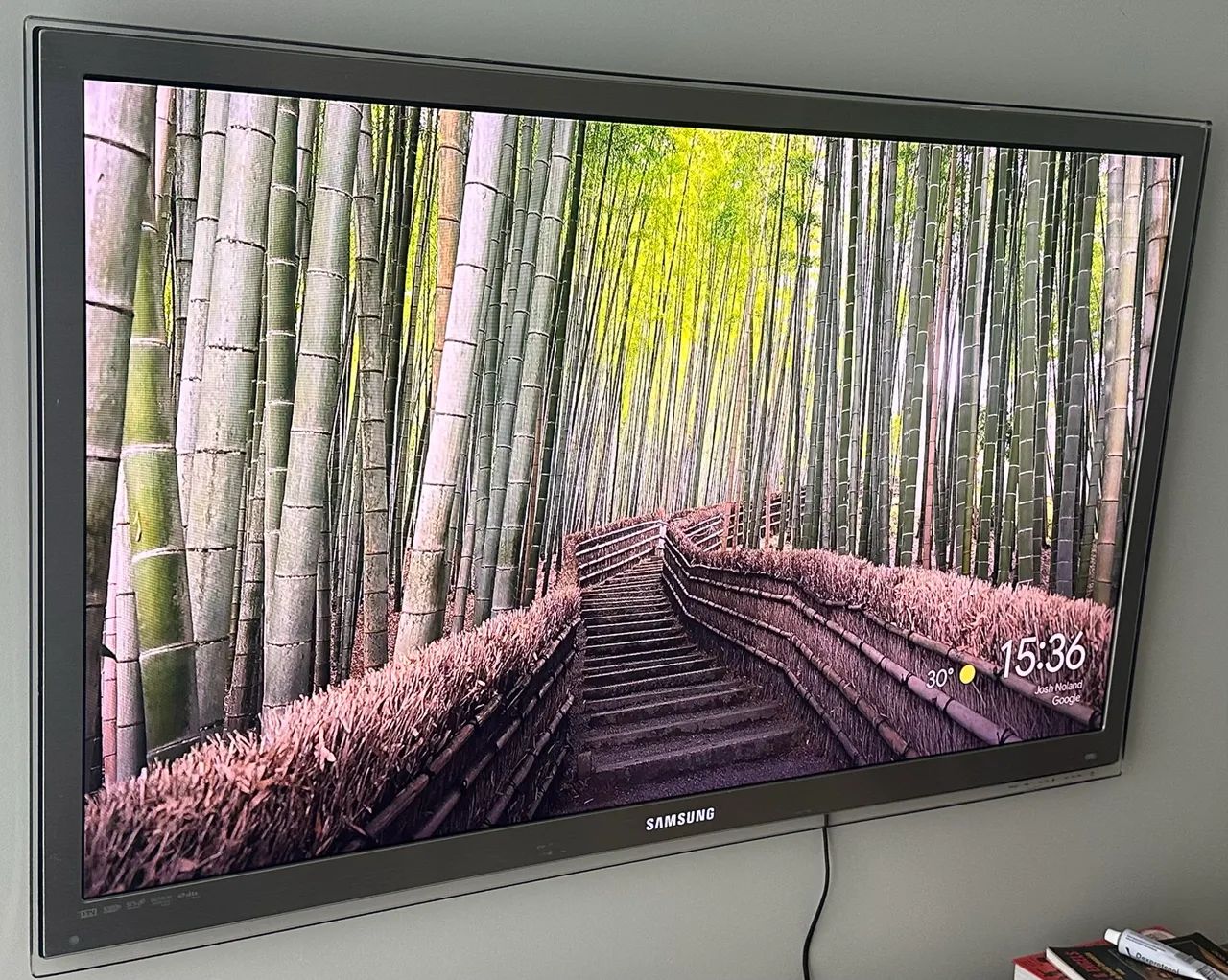 Vendo TV Samsung com chrome cast - Foto 2