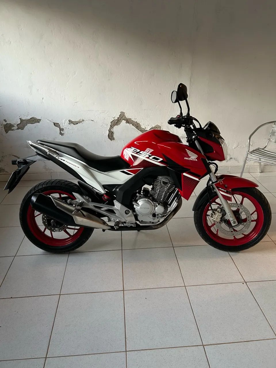 TWISTER ABS 2022 - Foto 2