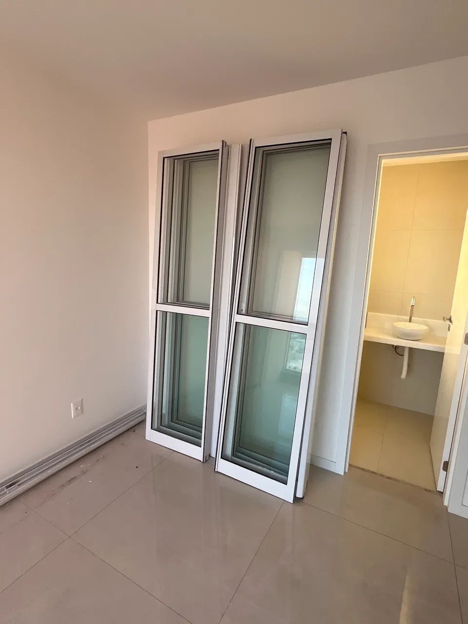 2 Portas de alumínio correr, 2 metros e 20 cm - Foto 2