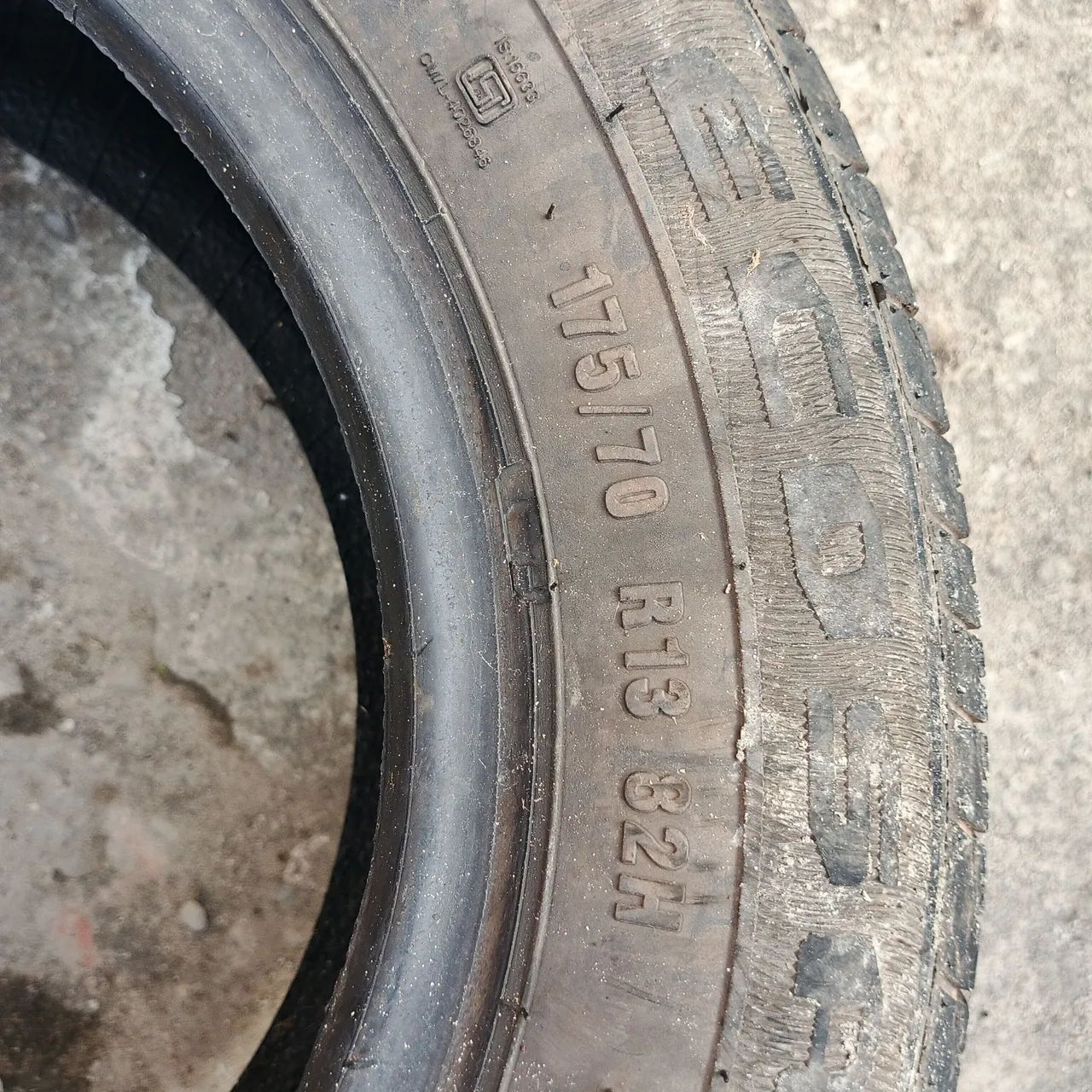 Pneu 13 