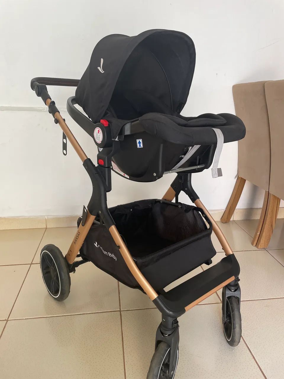 Carrinho de bebê 2 em 1 