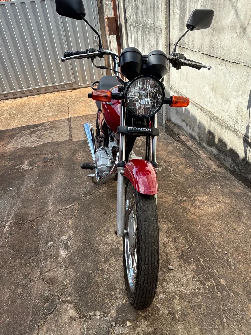 Titan 125 2002  - Foto 3