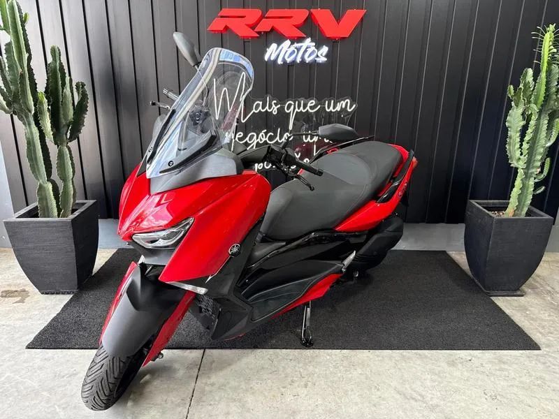 YAMAHA XMAX 2024 - Foto 4