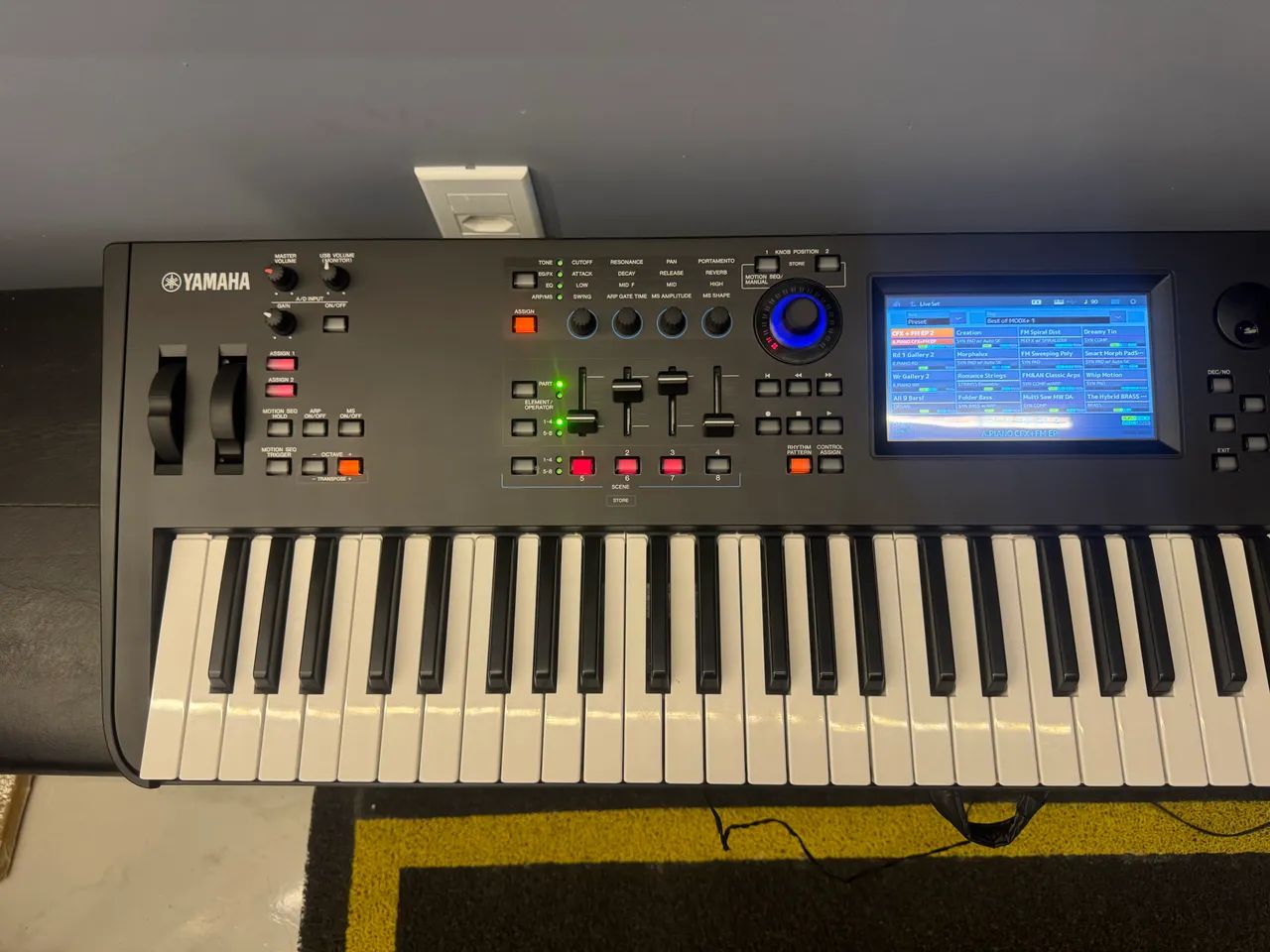 Yamaha MODX 7+ - Foto 3