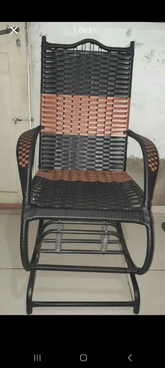 CADEIRA DE BALANÇO 