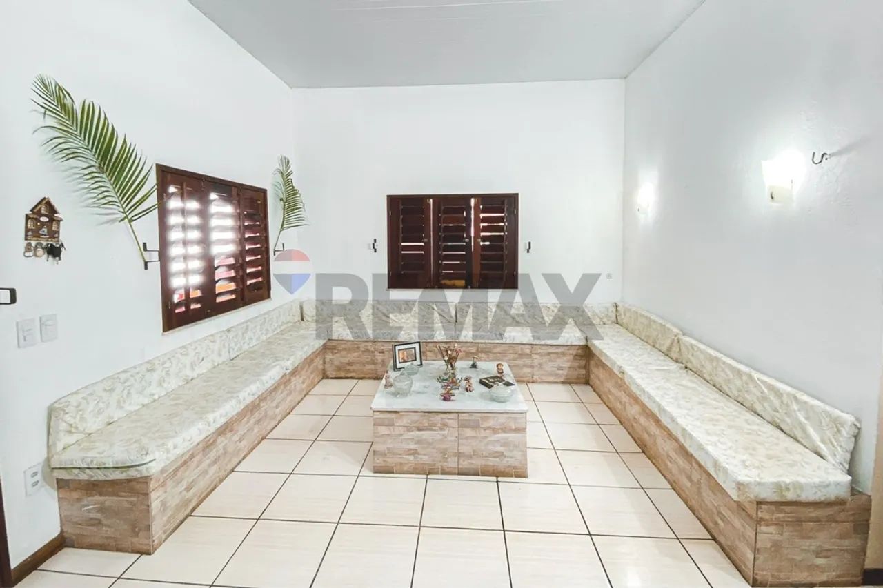 VENDE SE CASA NO CENTRO DE TRAIRI COM 5 SUITES, 2 PONTOS COMERCIAIS E 2285M2 - Foto 5