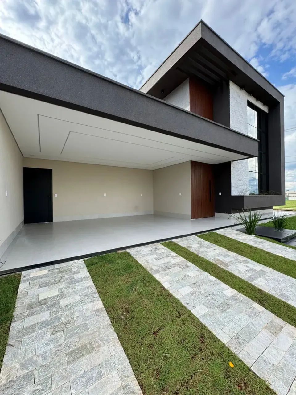 Casa Térrea à venda com 208m² com 3 suítes - Foto 2