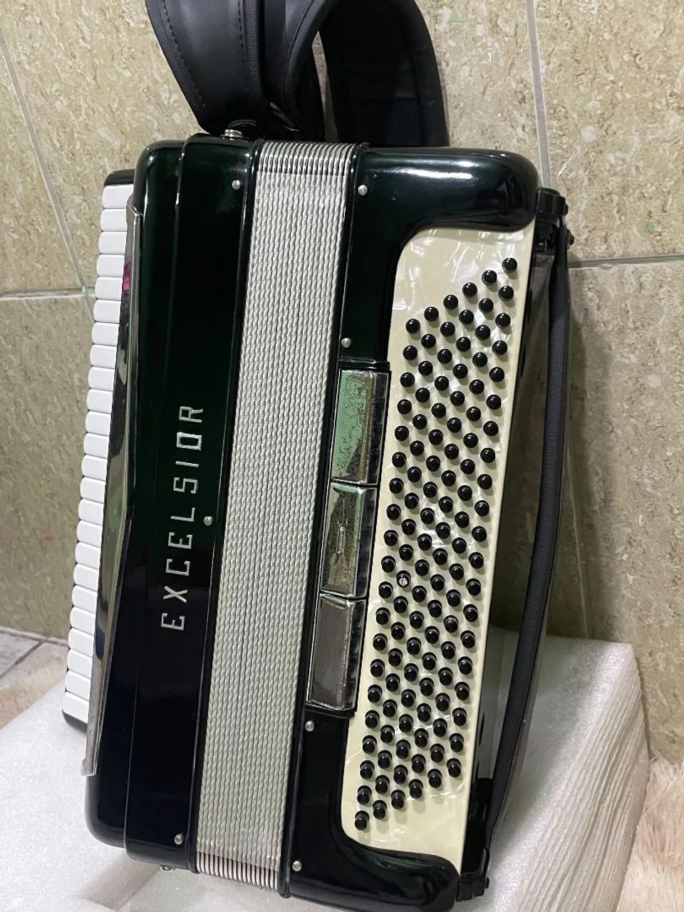 Acordeon Excelsior 120 baixos  - Foto 5