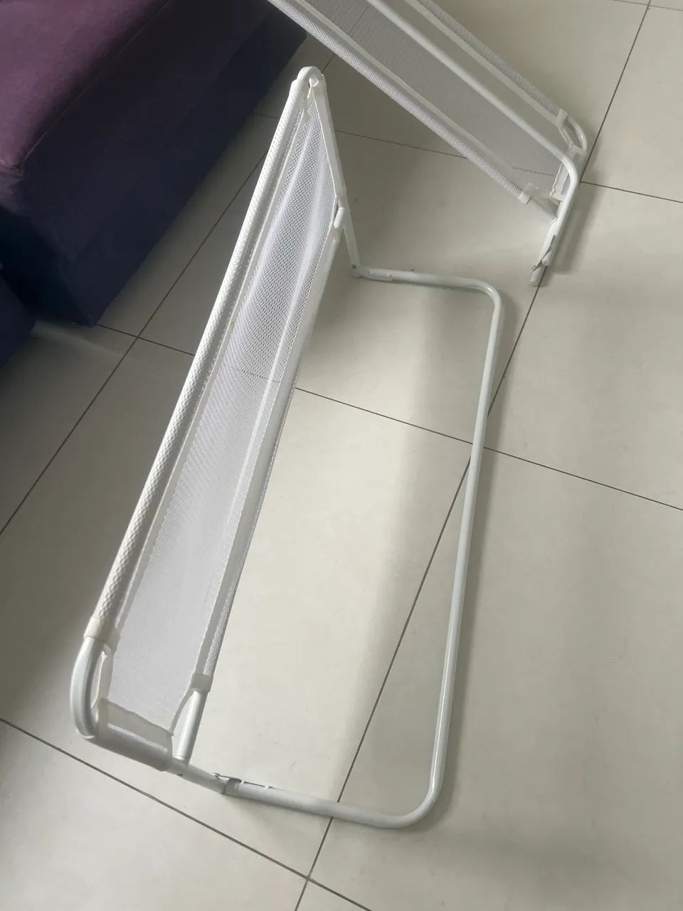 Grades (2) de cama bebês e idosos - Foto 2