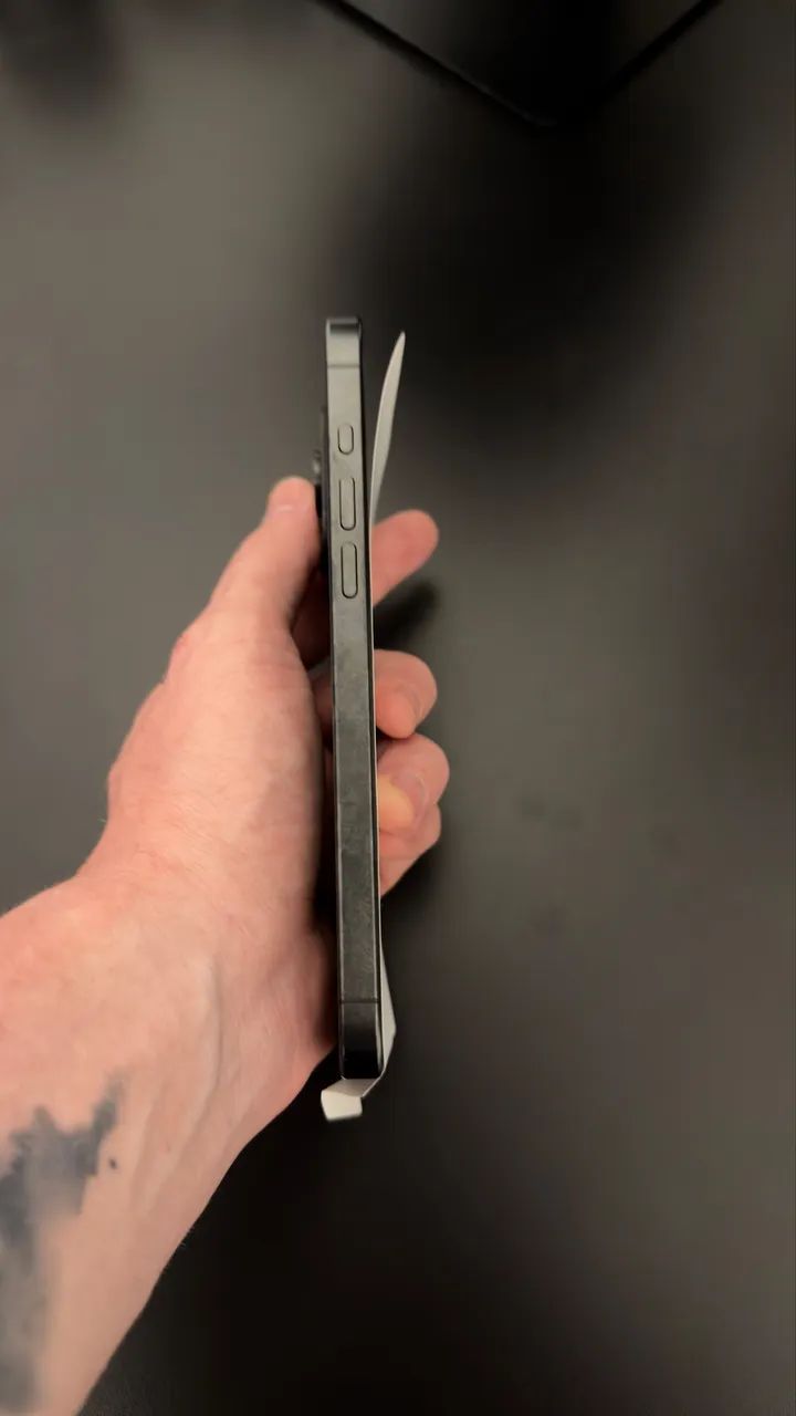 iPhone 15 Pro Max - 256gb - Titânio  - Foto 2