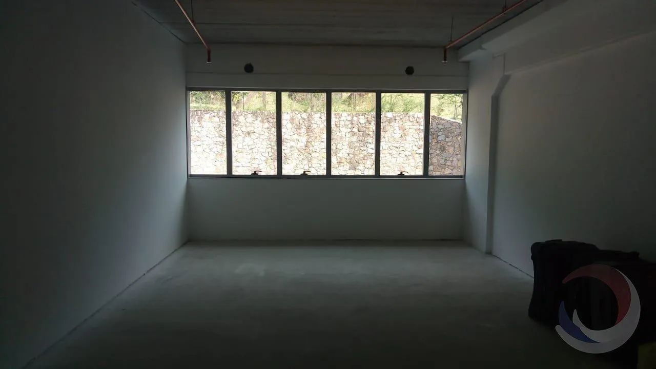 Sala Comercial para Venda em Florianópolis, Saco Grande, 1 banheiro, 1 vaga