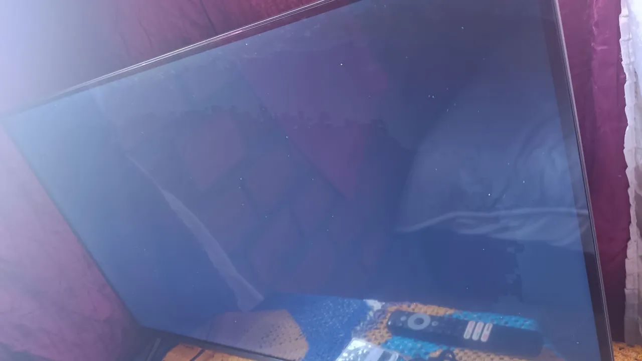 Vendo uma TV TCL 