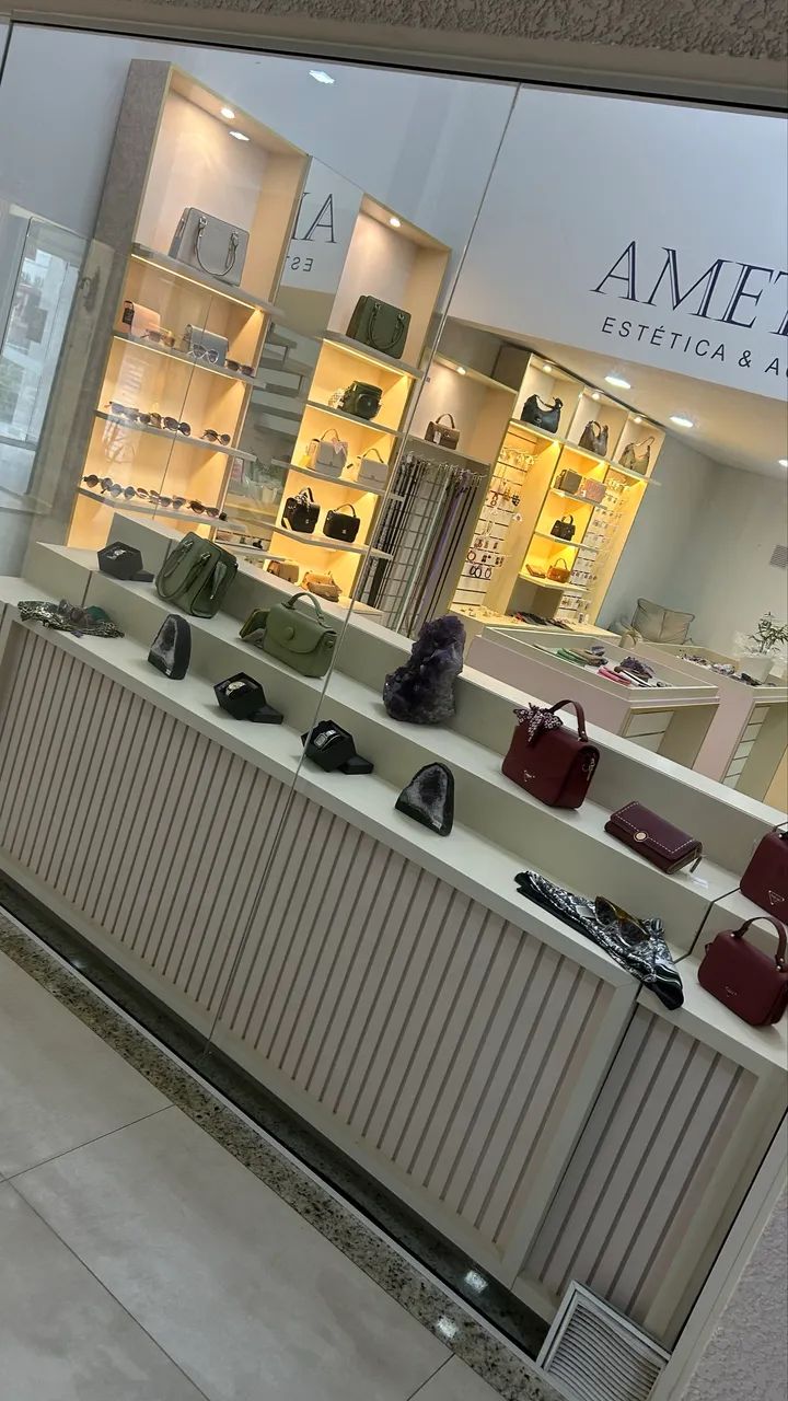 Móveis de loja a venda 