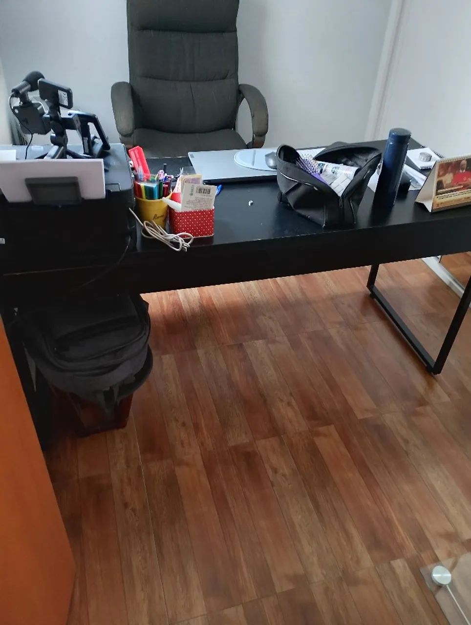 Mesa escritório com gavetas - Foto 2