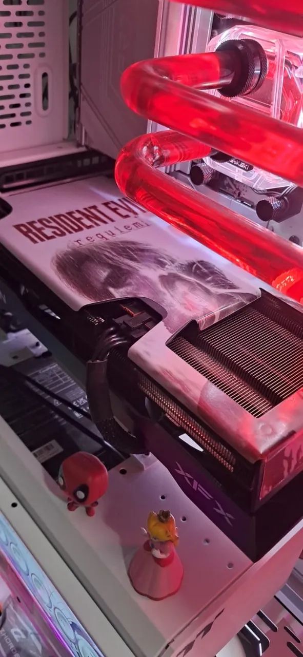 PC gamer com watercooler custom e customização do resident evil  - Foto 3