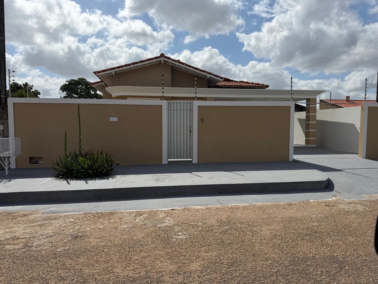 CASA ALUGUEL/Canarinho