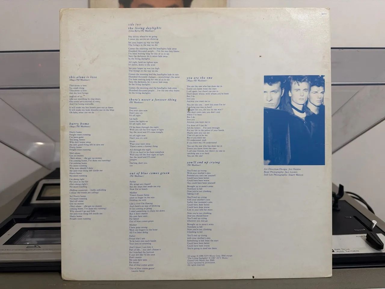 Disco de Vinil LP - A-ha - Stay oh These Roads - Foto 3