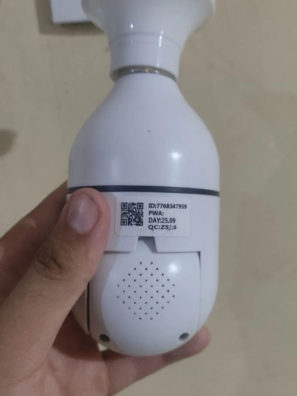 Câmera Lâmpada de Segurança IP Wi-Fi 360°  - Foto 3