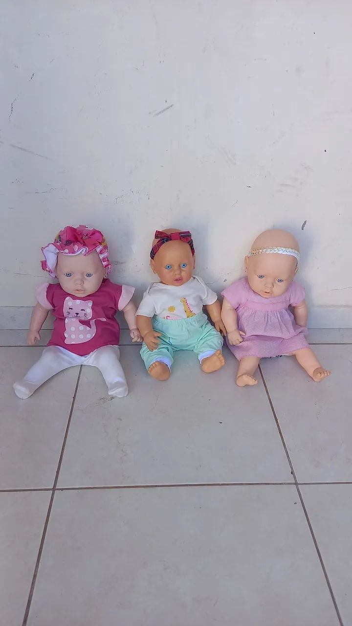 BONECAS MATERIAL  EM BURRACHADA 