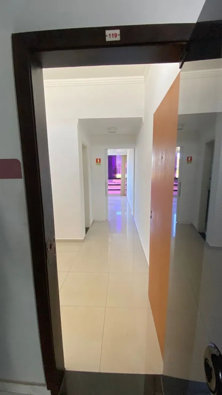 Sala comercial para locação na Quadra Central, SHT, Bloco 3, Edifício Poly Center, Sobradi - Foto 4