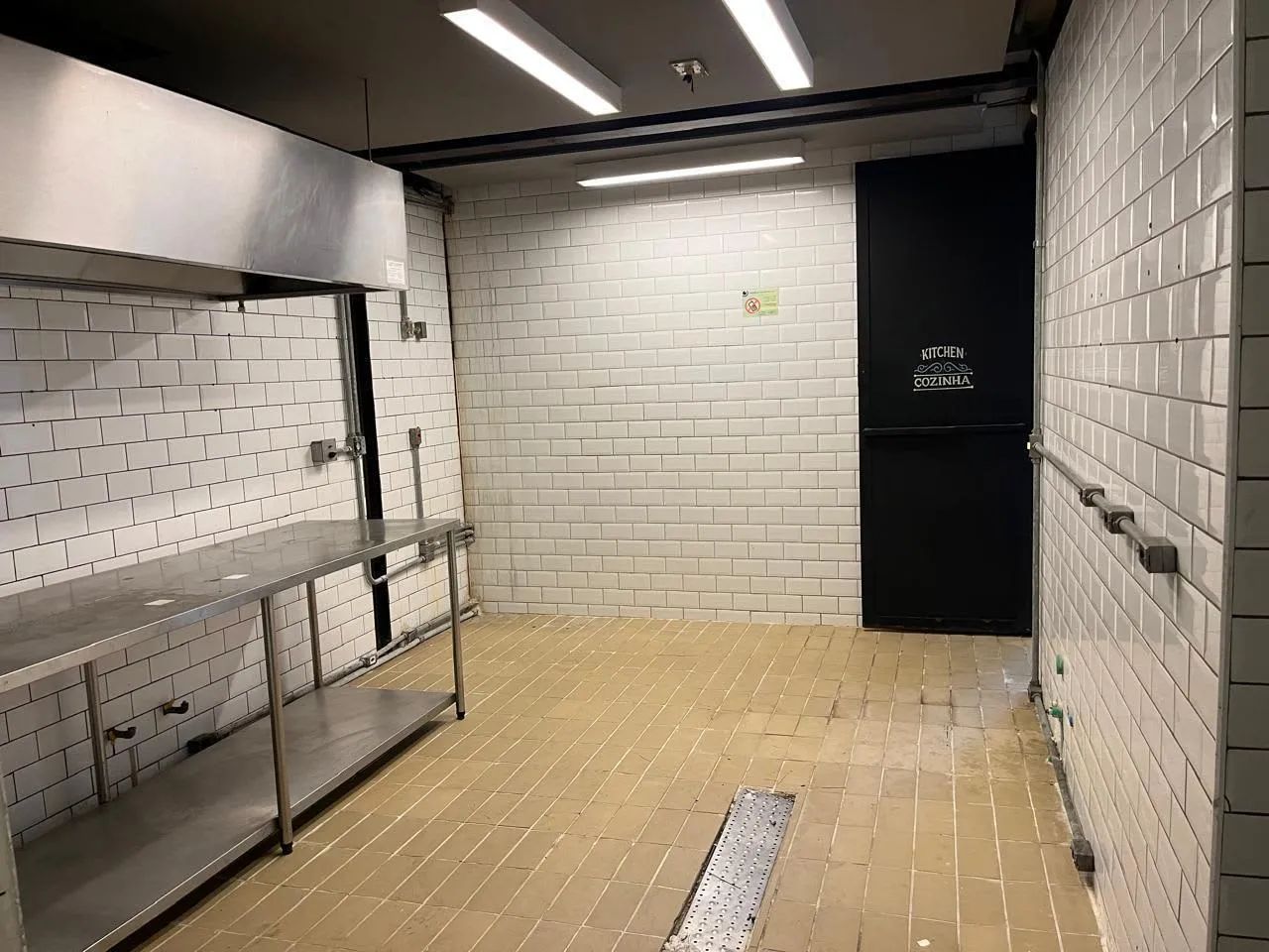 Loja na Rua Girassol, 384  400 m² - Foto 4