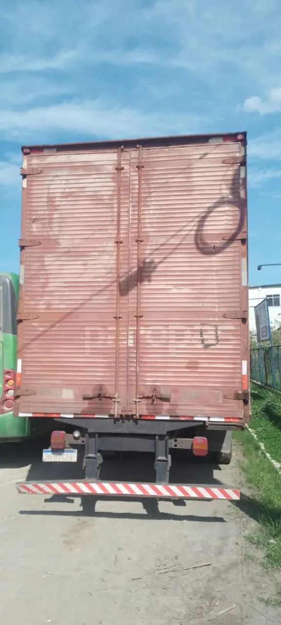CARGO 1317e 2006 - Foto 4