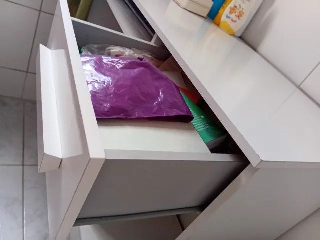 Mesa computador.  Mesa de apoio quarto. - Foto 2