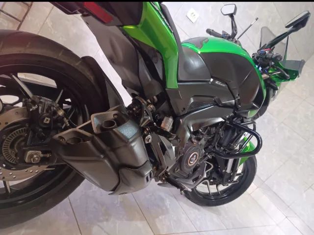 Moto Bajaj 400 - Foto 4