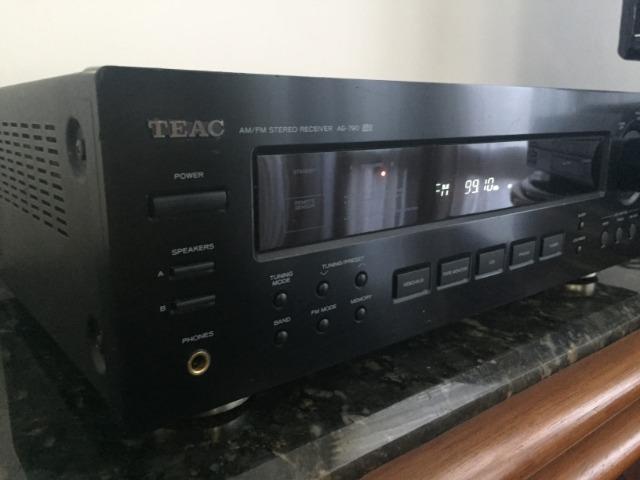 Amplificador Receiver de Áudio Teac Ag-790 200W 110v - Foto 2