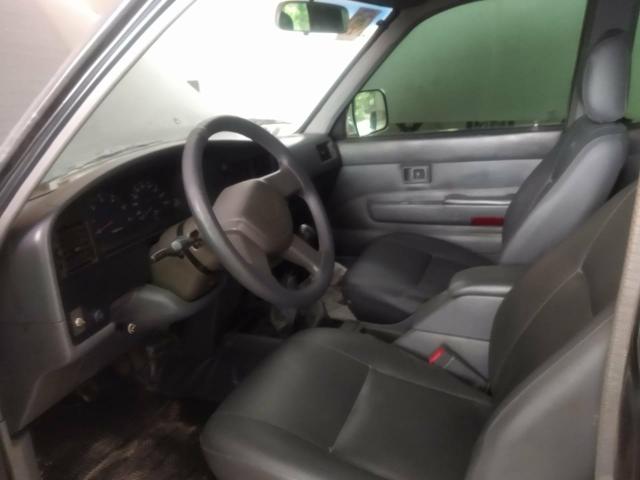 Vendo Hilux nova - Foto 6