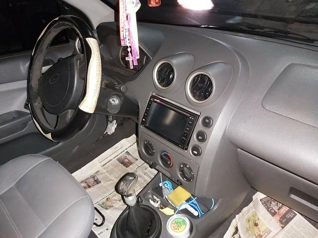 Vende-se carro - Foto 4