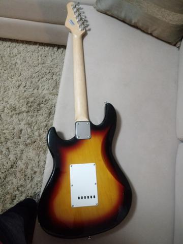 1 Guitarra semi Nova, Strimberg, Modelo Stratocaster - Foto 4
