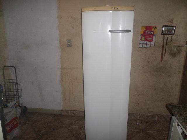 Freezer vertical eletrolux - Foto 2