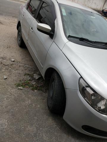 Vendo Voyage 1.0 2011 Completo - Foto 2