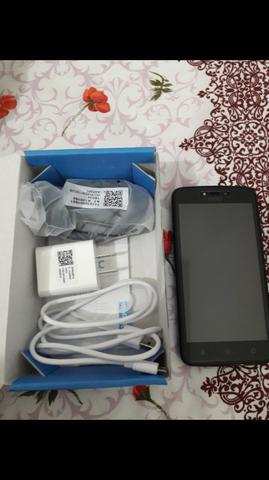 Celular moto C, 650,00