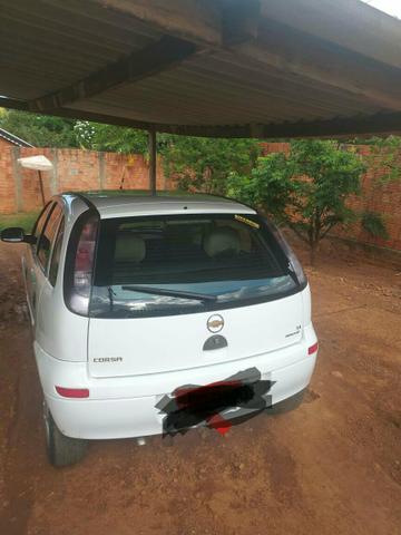 Vendo corsa 2011 completo tudo pago - Foto 3