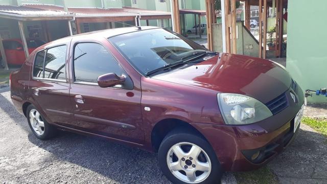 Clio Sedan 1.0 Privilege Única Dona