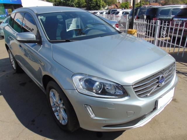 VOLVO XC60 2.0 T5 DYNAMIC FWD TURBO 2014 - Foto 2