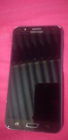 Vendo celular j7