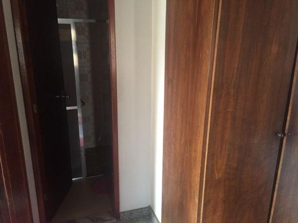 Casa sobrado com 4 quartos - Bairro Setor Bueno em Goiânia - Foto 12