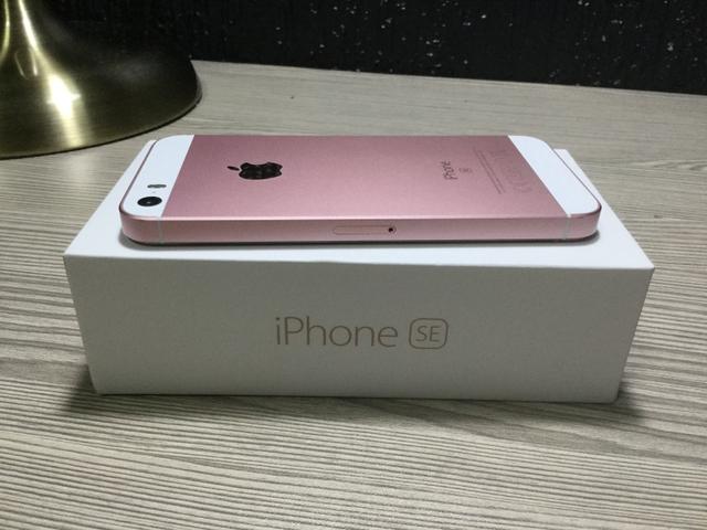 Iphone SE - seminovo