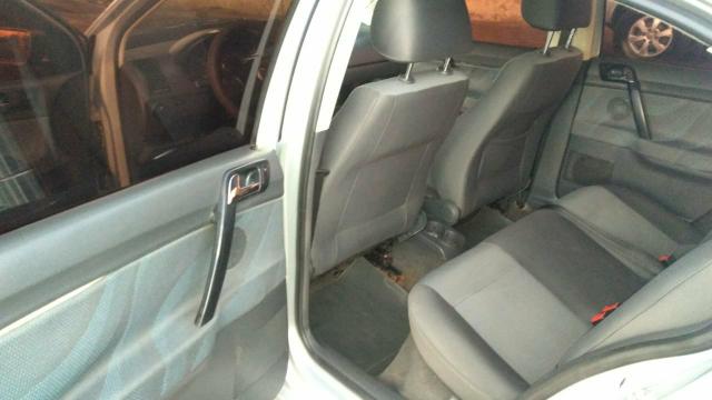 Carro - Foto 2