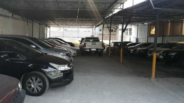 Vendo estacionamento - 100% coberto - Foto 2
