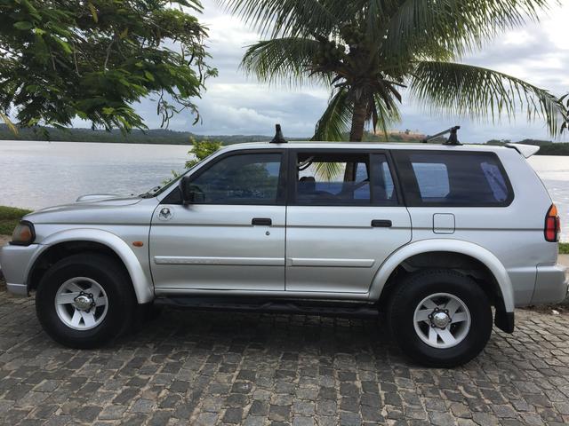 Oportunidade! Vendo ou troco Pajero ano 2002 turbo diesel 2.8 completa - Foto 2