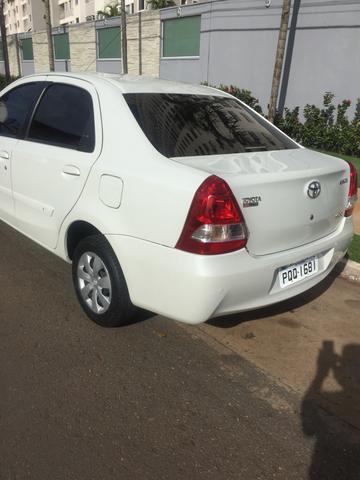 Etios sedan 1.5 16/16 - Foto 3