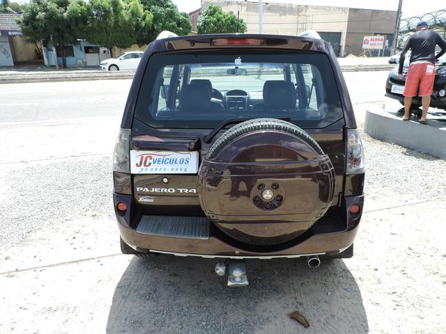 TR4 2.0 4X4 GLS 2011/2012 Automático - Foto 4