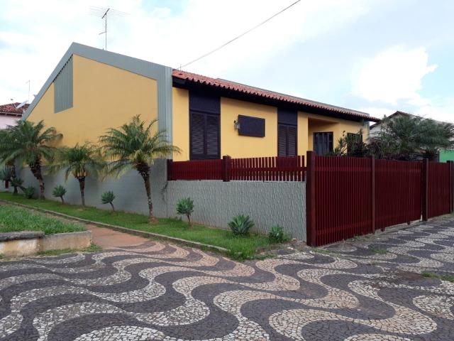 Lindo Sobrado de Esquina com subsolo! QNA 34 Taguatinga-Norte 05 Quartos, Piscina, Finan - Foto 2