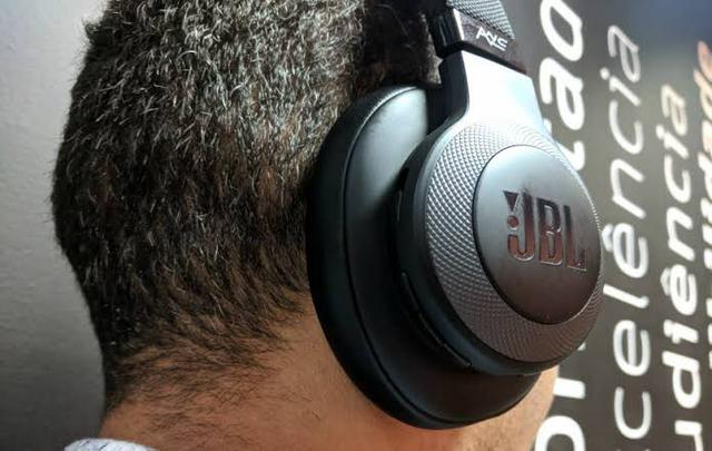 Fone de Ouvido JBL Bluetooth P29 Headphone Android