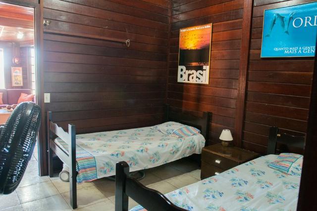 Linda Casa de Madeira Próxima ao Beach Park - Foto 17